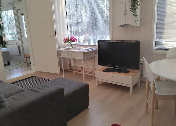 Viihtyisae Kolmio Jaerven Rannalla *